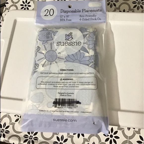 NIB Suessie 20 Disposable Placemats - Happy Owls. - Picture 2 of 2